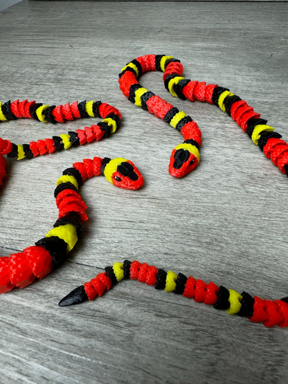Articulated Snake Toy – Flexible Poseable Reptile Model, Fun Gift for Snake Lovers and Collectors