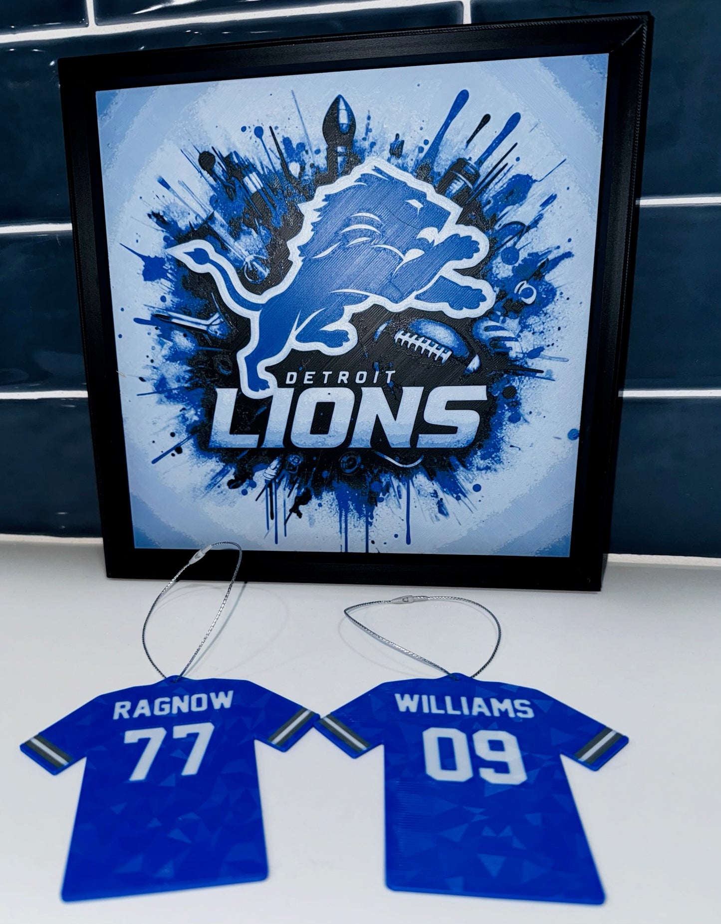 Detroit Lions Jersey Ornament – Custom Football Fan Christmas Decoration, Sports Team Holiday Decor